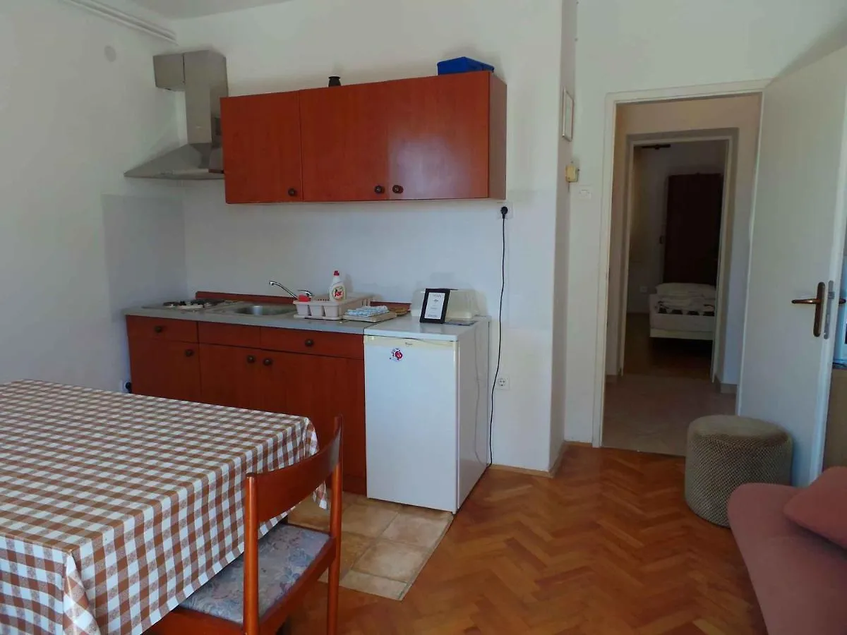 Apartments In Novi Vinodolski 38122 0*,  Hırvatistan
