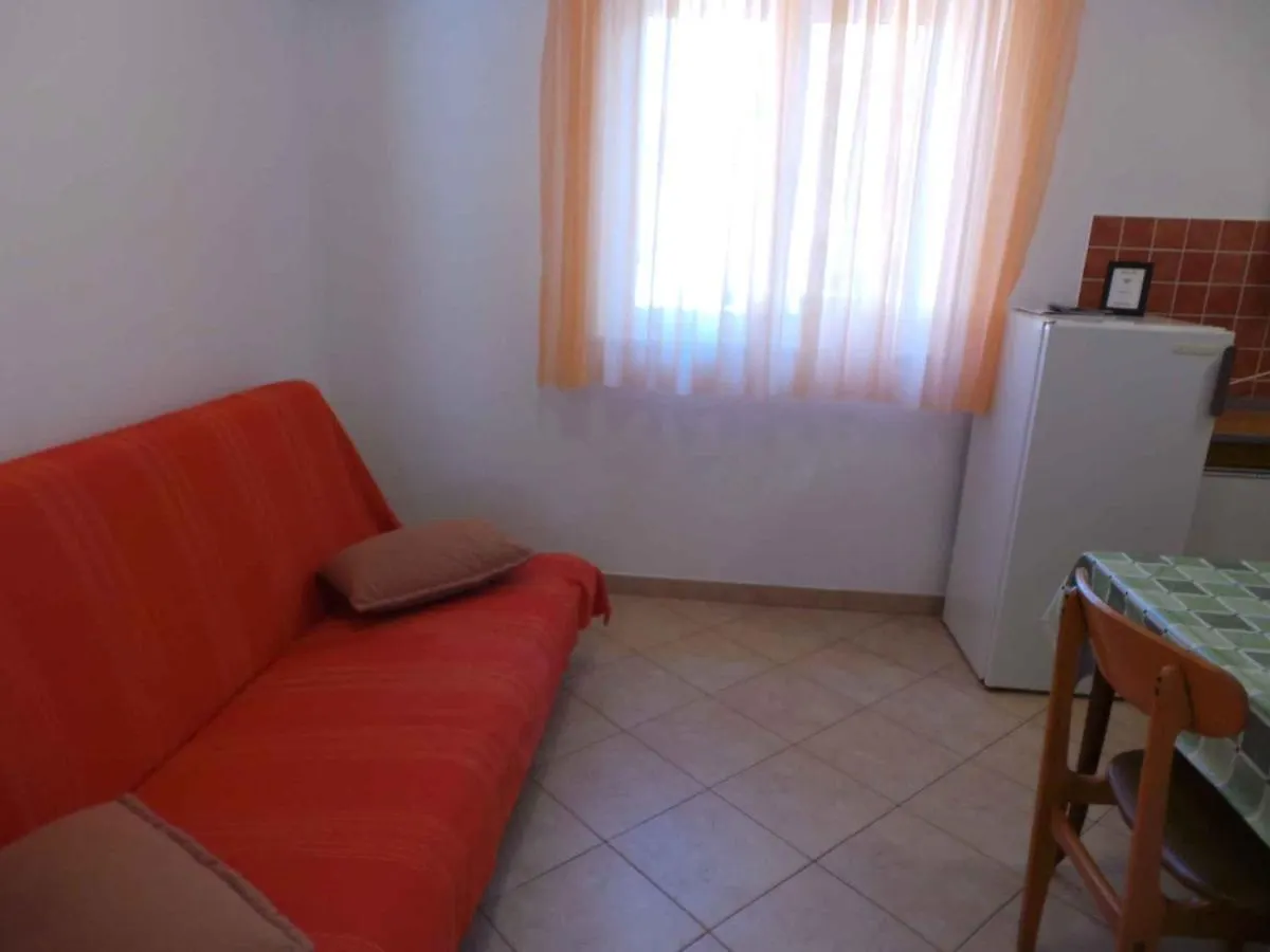 Apartments In Novi Vinodolski 38122