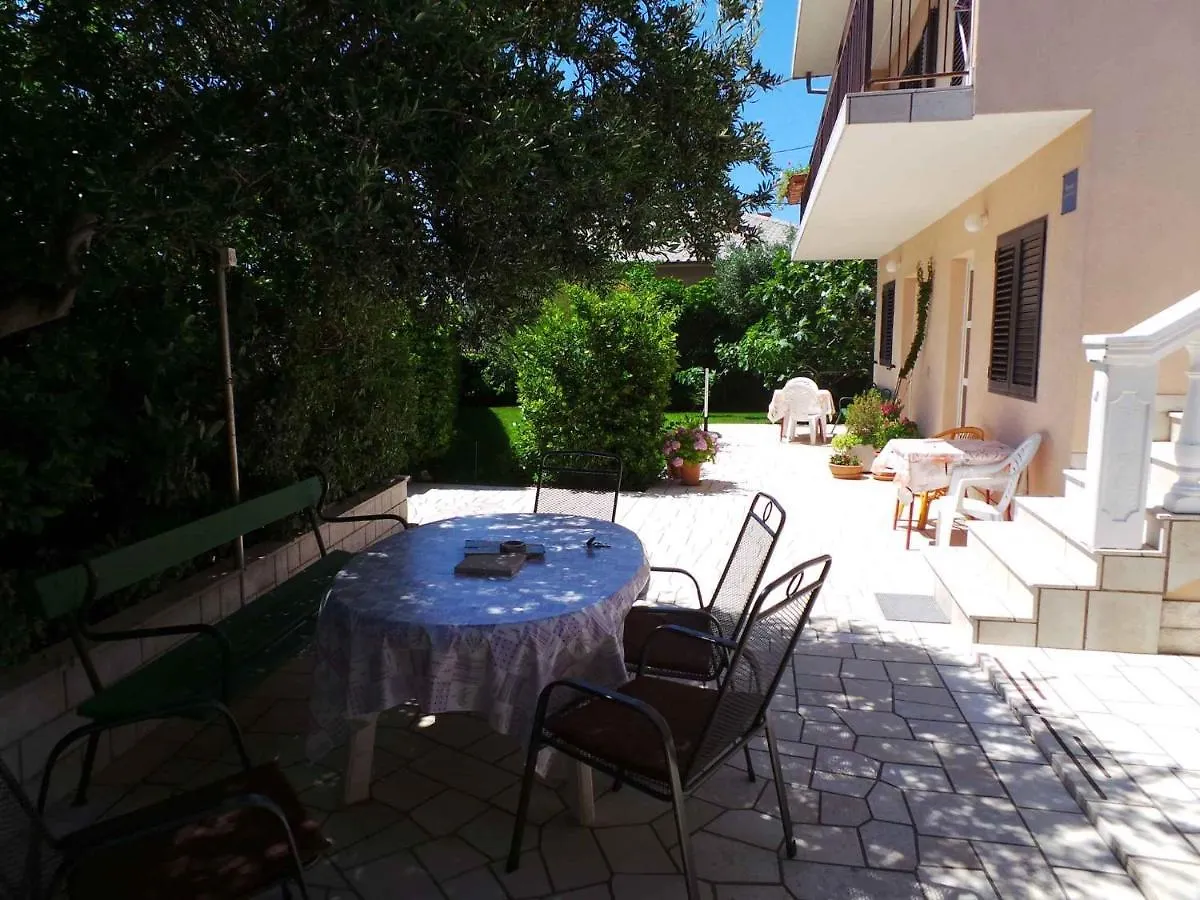 Apartments In Novi Vinodolski 38122 Hırvatistan